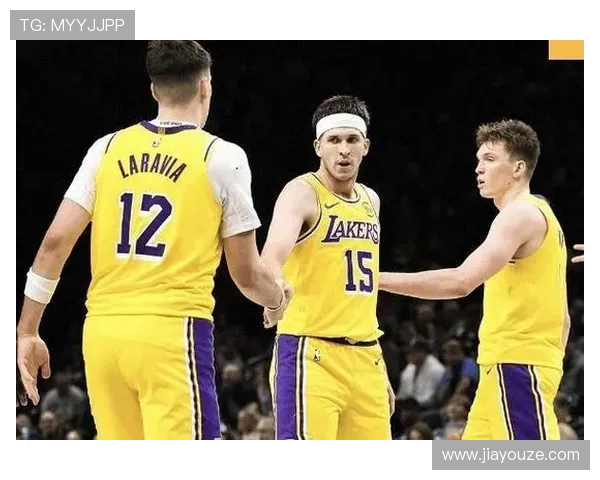 从51分到绝杀时刻里夫斯崛起为湖人新领袖展现全能风采